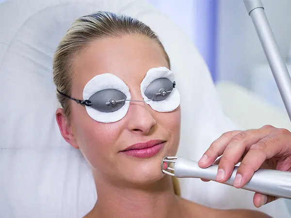 Img-Figura_Piel_Laser-Promo-Amor_y_amistad-2025-LaserCo2